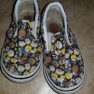 Toddler peanuts vans
